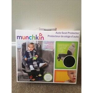 Munchkin Baby Child Auto Seat Protector with Expandable Storage Pockets Black
